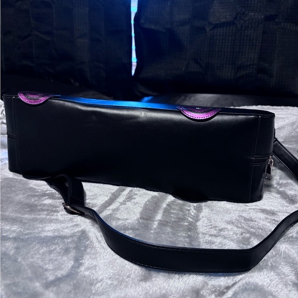 WILD WOLF EXCLUSIVE SPOOKY HEARSE PURSE - PINK AND BLACK - Picture 4 of 5